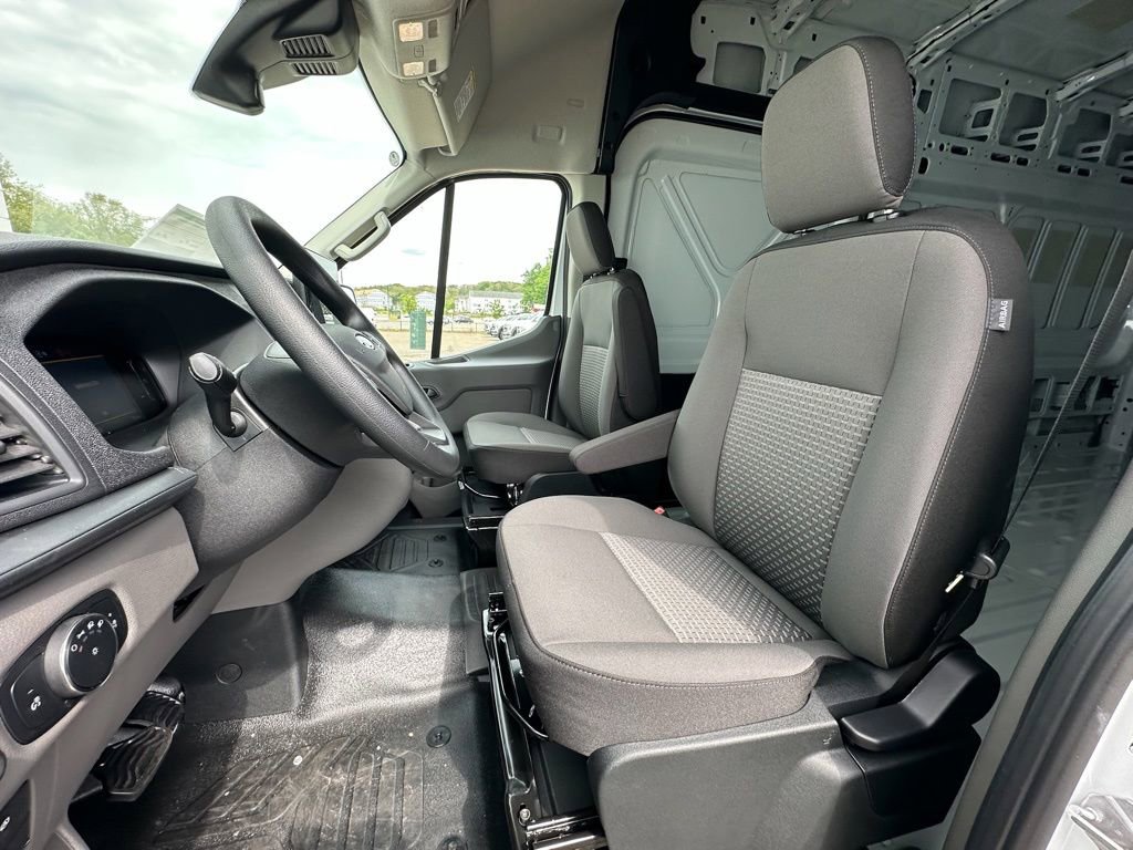 New 2026 Ford Transit 250 148 High Roof Extended AWD image 17