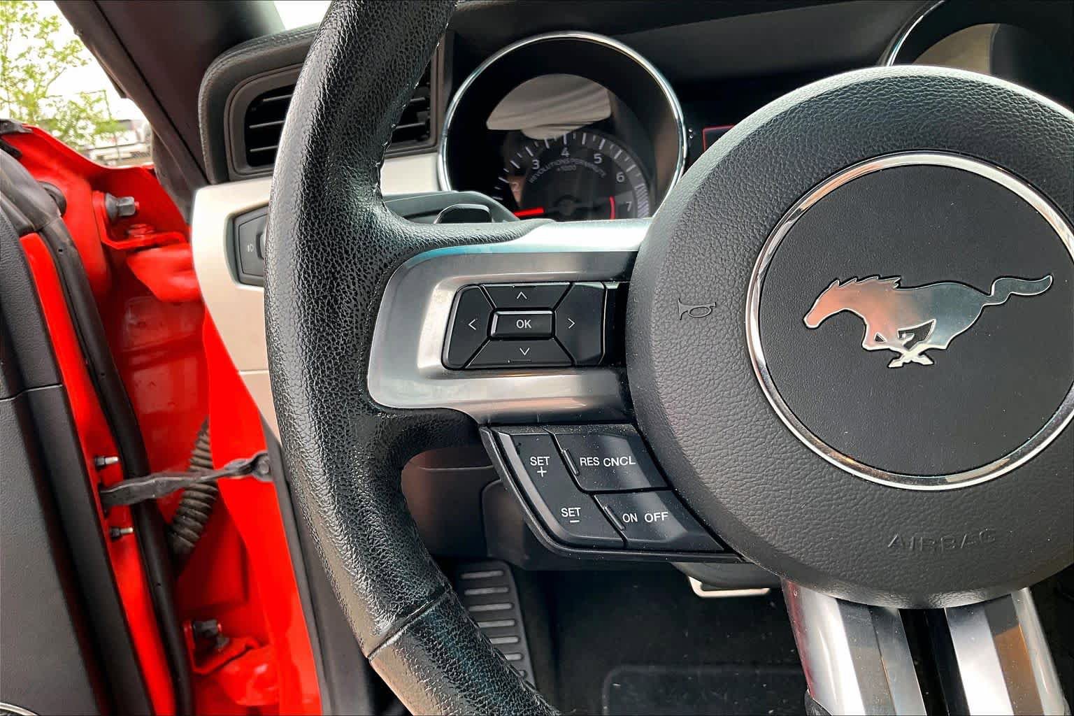 Used 2016 Ford Mustang Premium RWD image 19