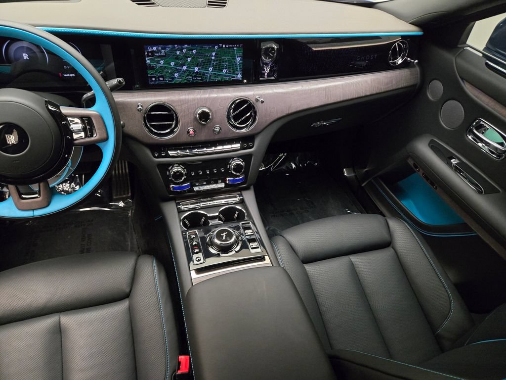 Certified 2025 Rolls-Royce Ghost AWD/4WD image 18