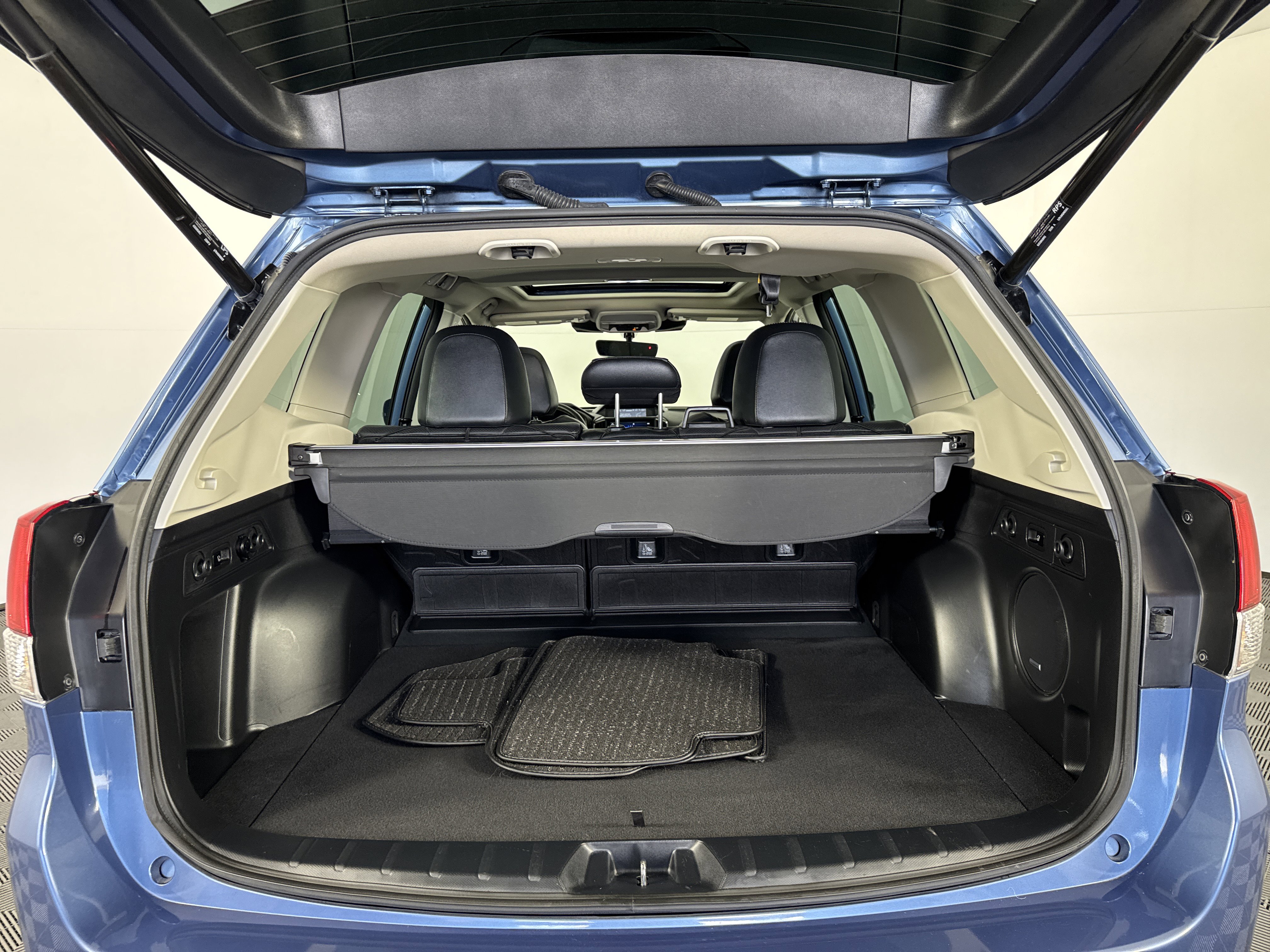 Used 2024 Subaru Forester Touring AWD/4WD image 29