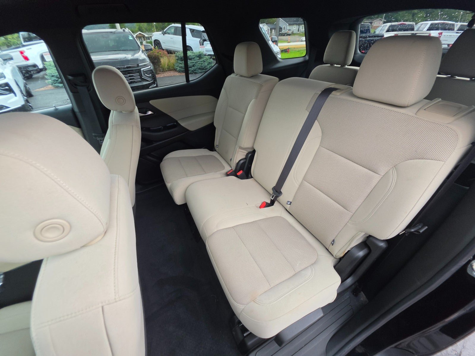 Used 2022 Chevrolet Traverse LS AWD/4WD image 24