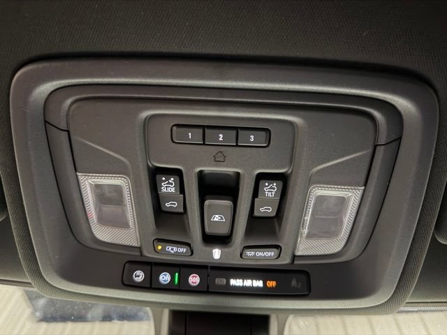 Used 2020 Chevrolet Silverado 1500 High Country w/ Technology Package AWD/4WD image 43