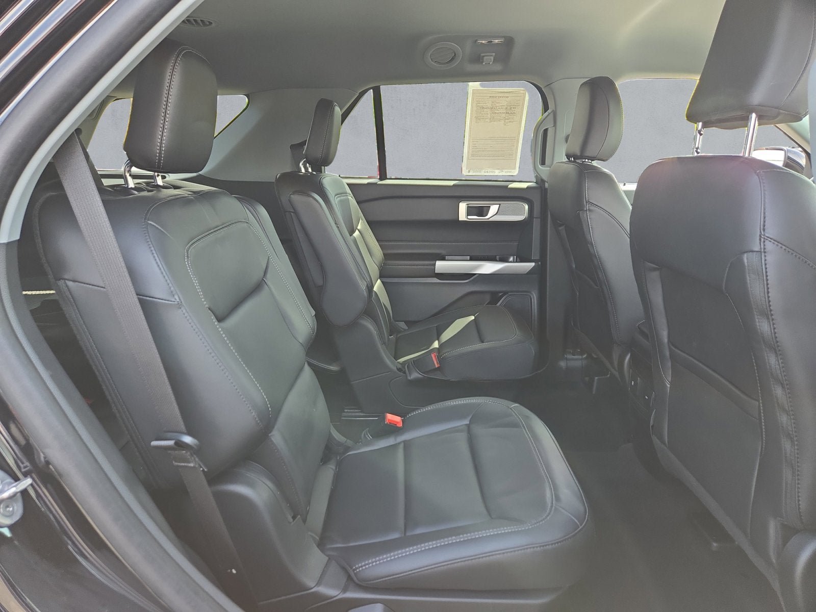 Certified 2023 Ford Explorer XLT w/ Equipment Group 202A AWD/4WD image 24