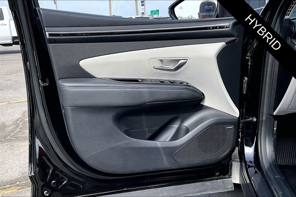 Used 2024 Hyundai Tucson Limited image 19