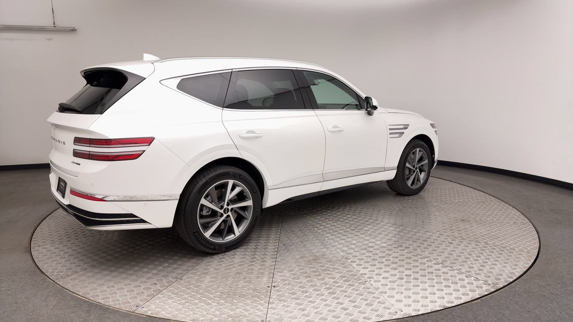 Certified 2026 Genesis GV80 3.5T Advanced AWD/4WD image 2