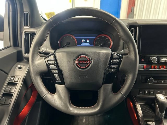 Used 2025 Nissan Frontier PRO-4X w/ Pro Convenience Package AWD/4WD image 15