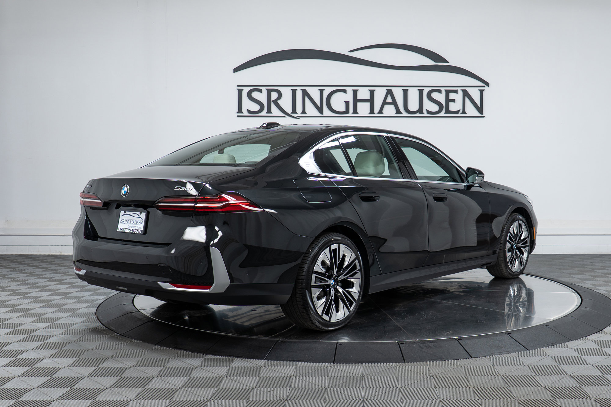 New 2026 BMW 530i xDrive w/ Premium Package image 5