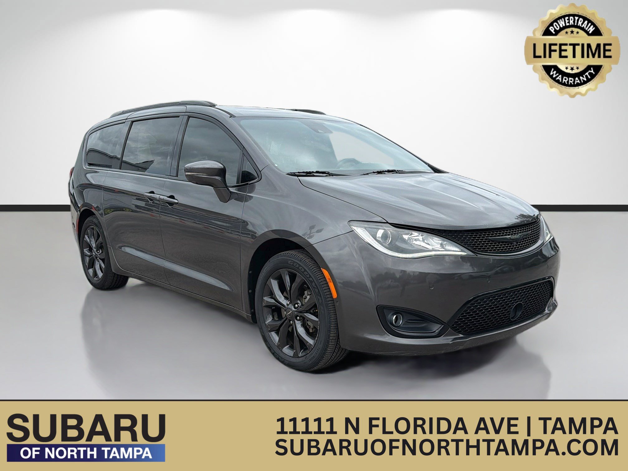 Used 2019 Chrysler Pacifica Limited w/ Advanced Safetytec Group FWD image 1