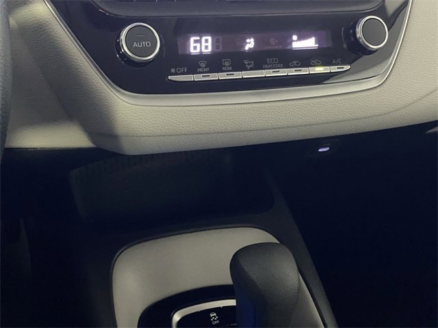 Used 2025 Toyota Corolla LE image 22