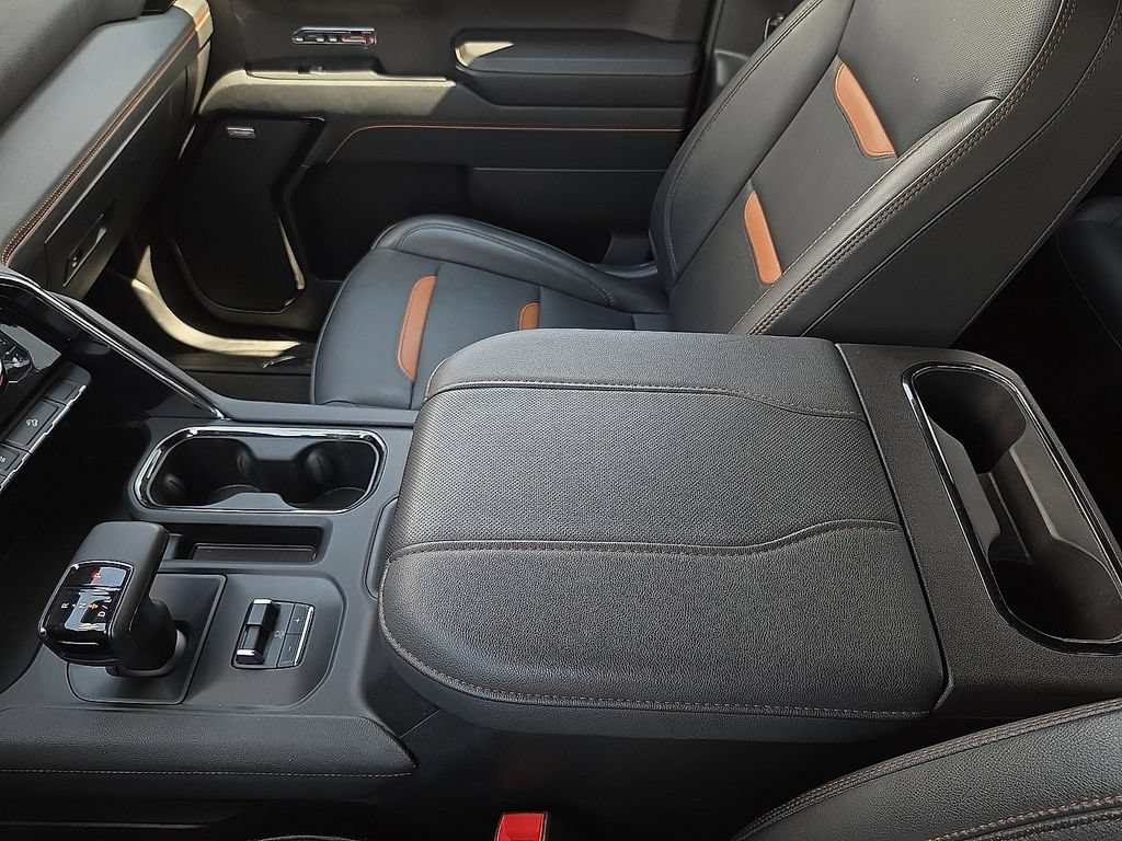 Used 2023 GMC Sierra 1500 AT4 w/ AT4 Premium Package AWD/4WD image 20