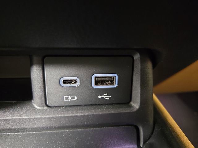 Used 2025 Lexus NX 300h AWD w/ Luxury Package image 27