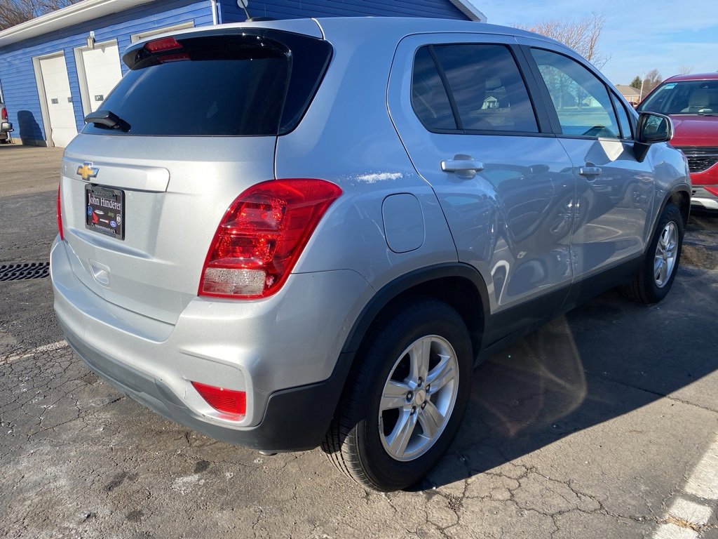 Used 2020 Chevrolet Trax LS w/ Tint and Cruise Package image 4