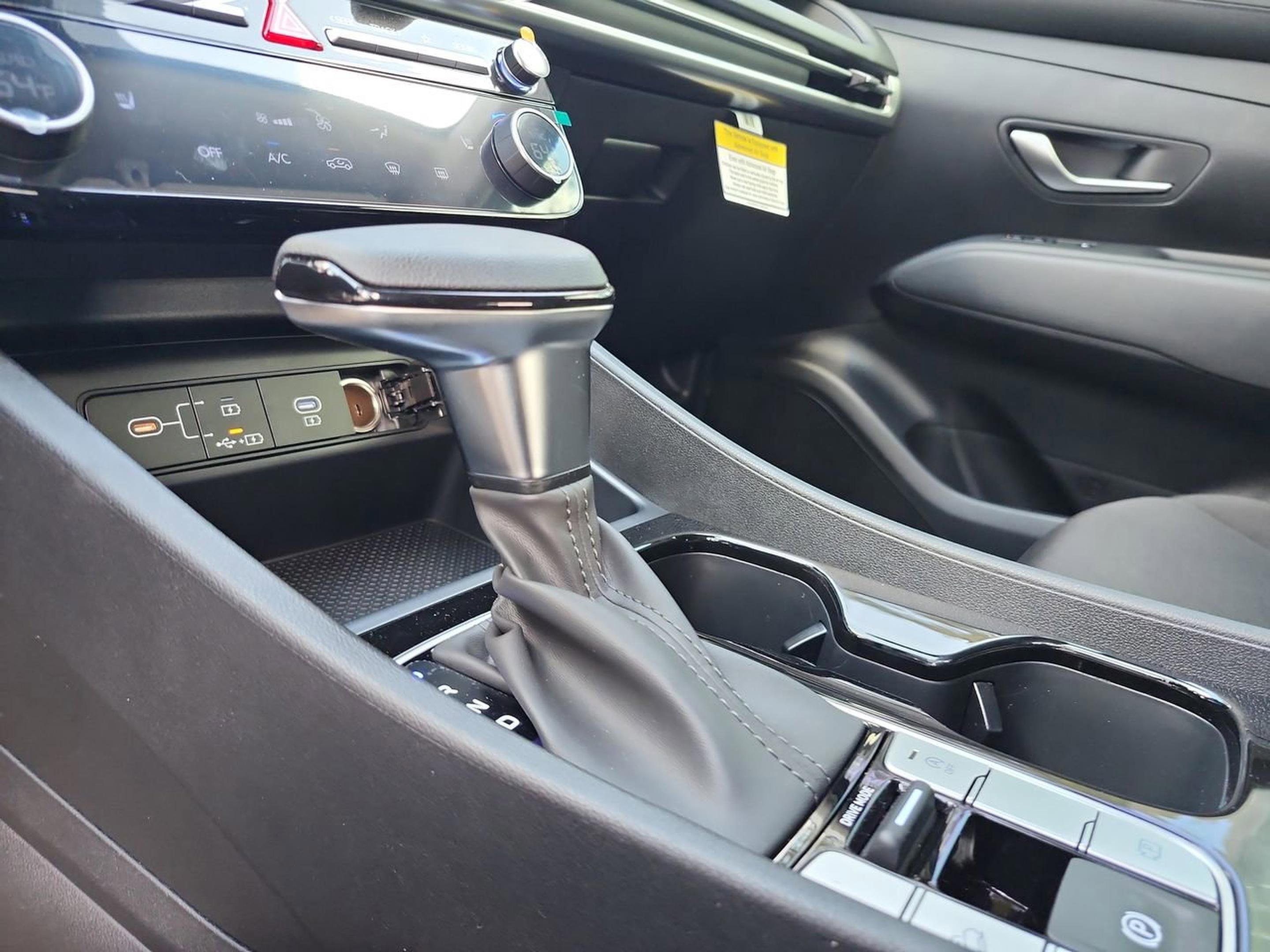 New 2026 Hyundai Tucson SEL image 14