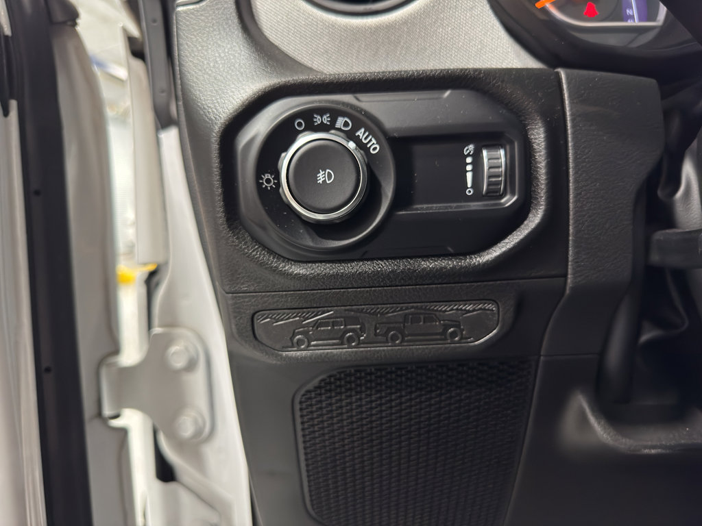 Used 2024 Jeep Wrangler Willys image 28
