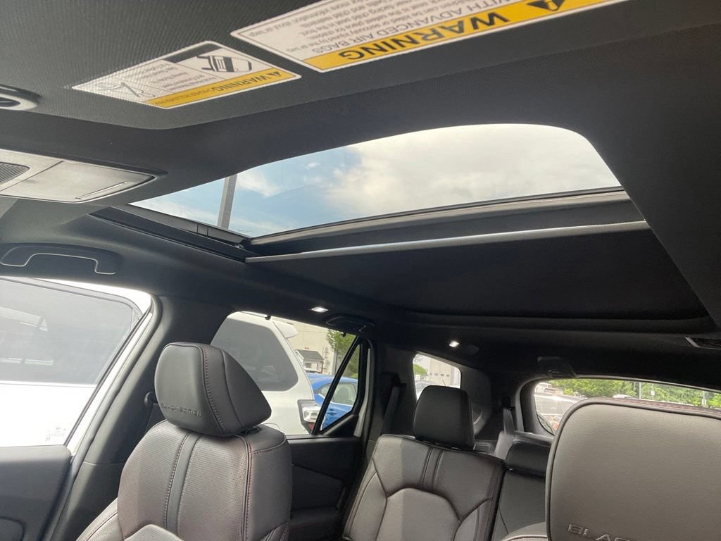 Used 2025 Honda Pilot Black Edition image 31