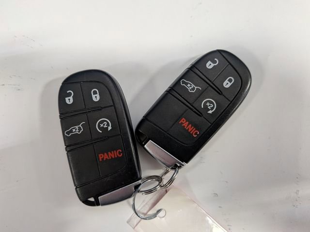 Used 2018 Jeep Grand Cherokee Altitude image 34