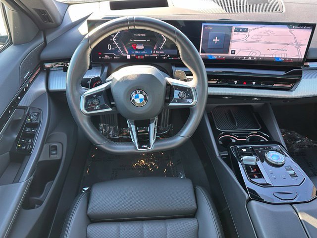 Used 2026 BMW 530i xDrive AWD/4WD image 17