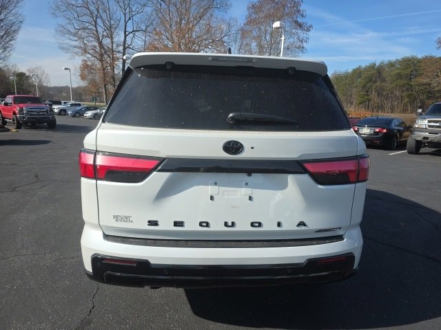 Used 2025 Toyota Sequoia Platinum image 7