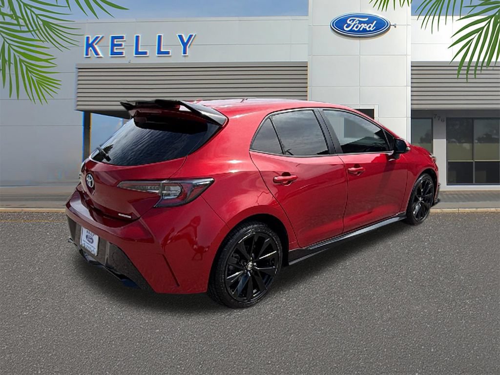 Used 2021 Toyota Corolla SE w/ Special Edition FWD image 5
