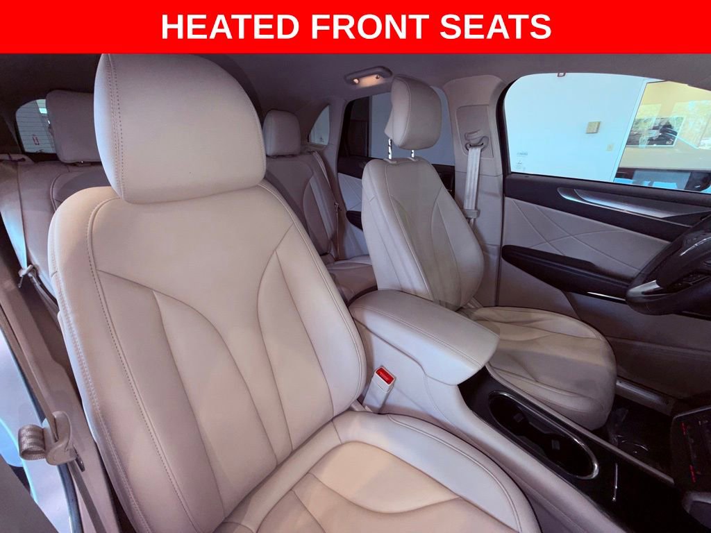 Used 2017 Lincoln MKC Premiere image 8