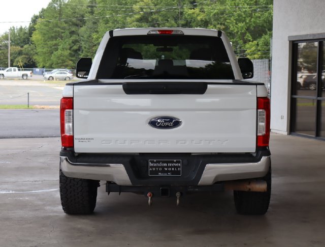 Used 2019 Ford F250 XLT w/ Snow Plow Prep Package AWD/4WD image 4