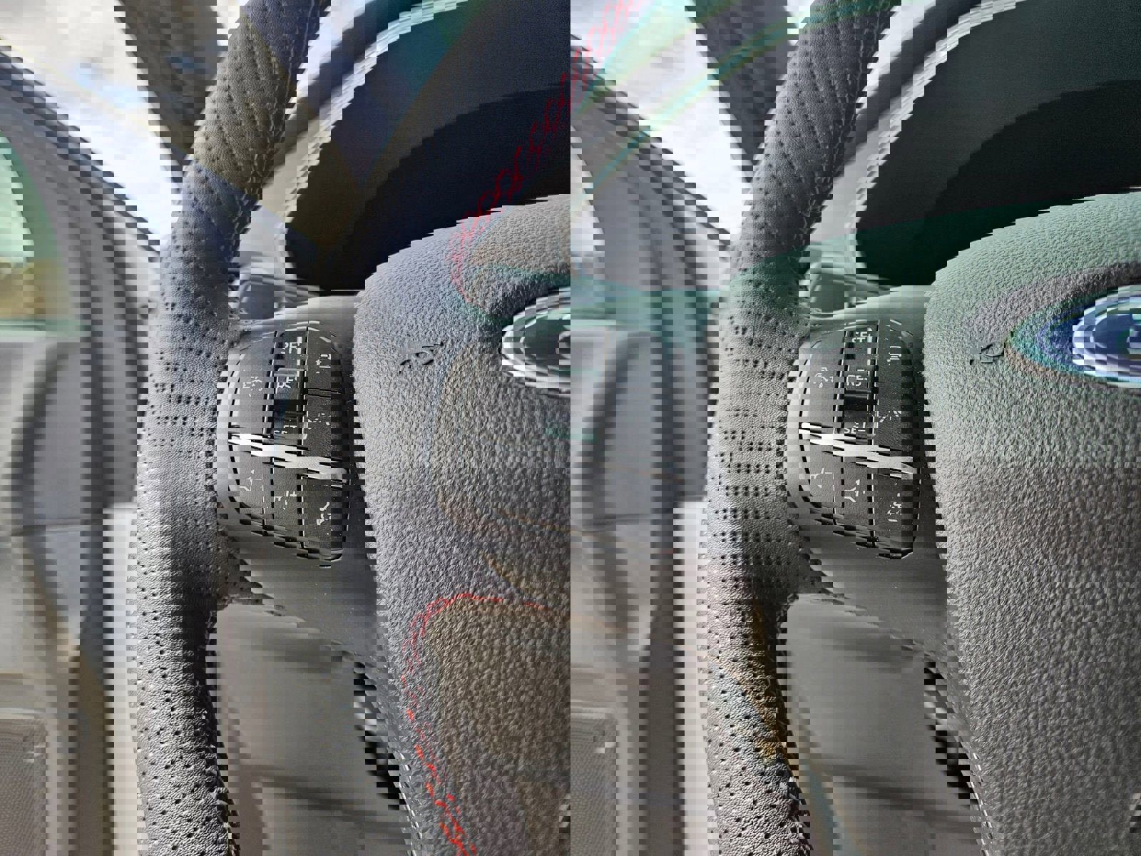 Used 2023 Ford Escape ST-Line w/ Tech Pack #1 image 12