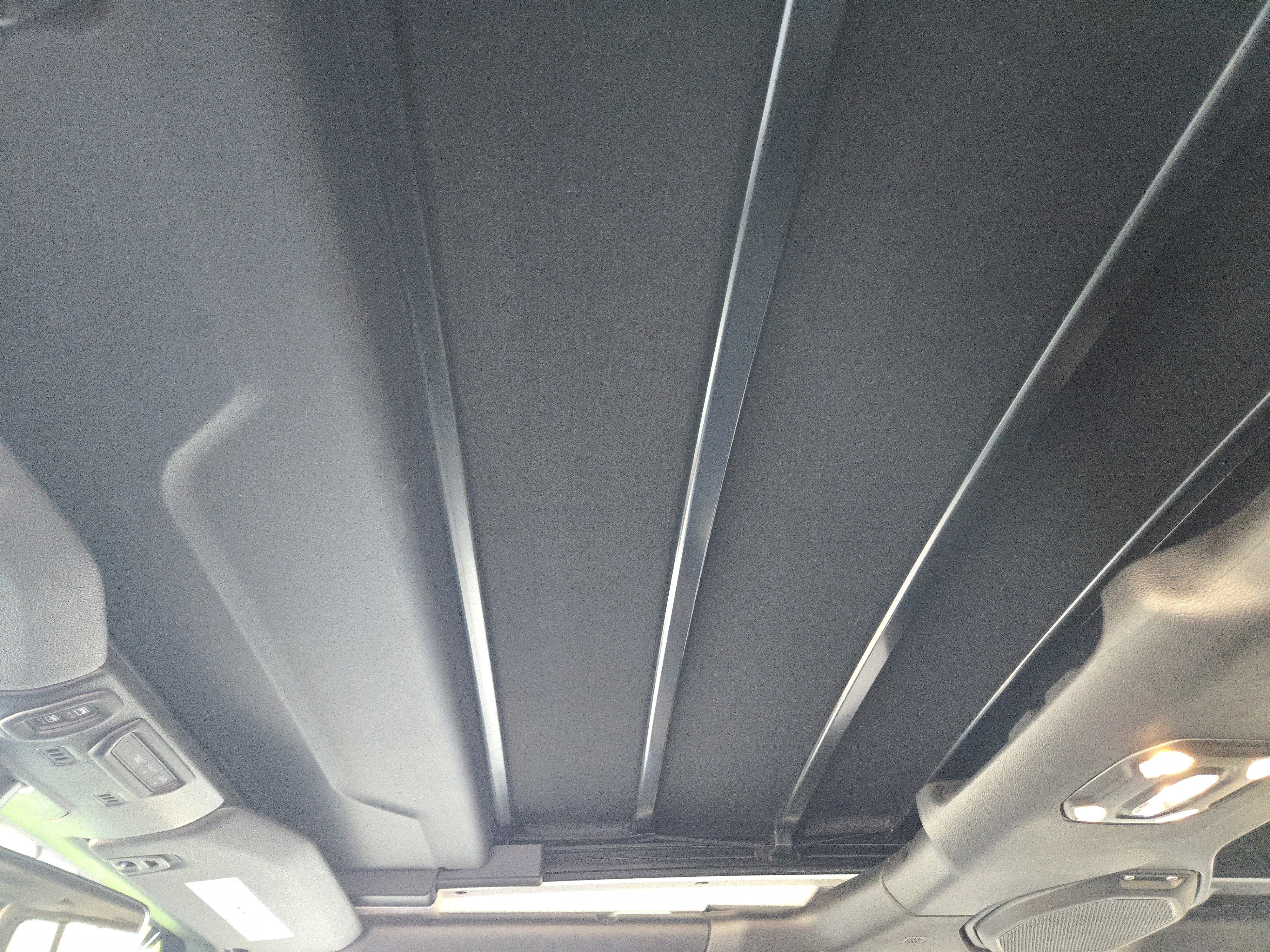 Used 2022 Jeep Wrangler Unlimited Sport w/ Sun And Sound Package image 24