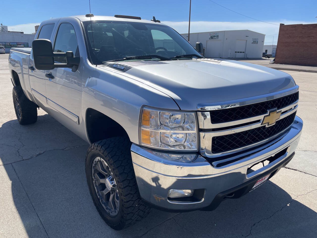 Used 2014 Chevrolet Silverado 2500 LT w/ Interior Plus Package AWD/4WD image 7