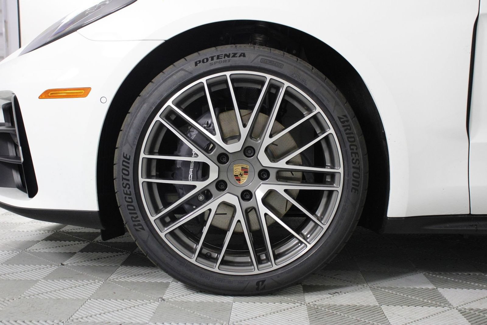 New 2026 Porsche Panamera RWD image 16