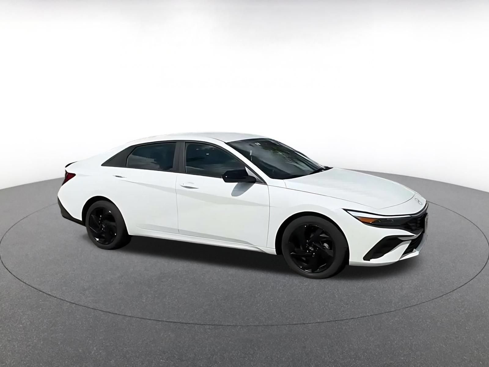 Used 2026 Hyundai Elantra Sport FWD video 2