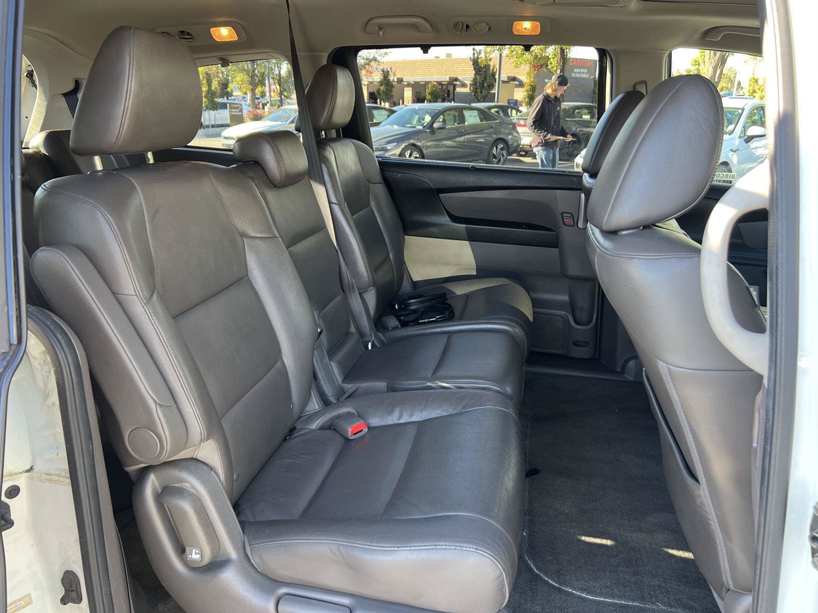 Used 2013 Honda Odyssey Touring image 5