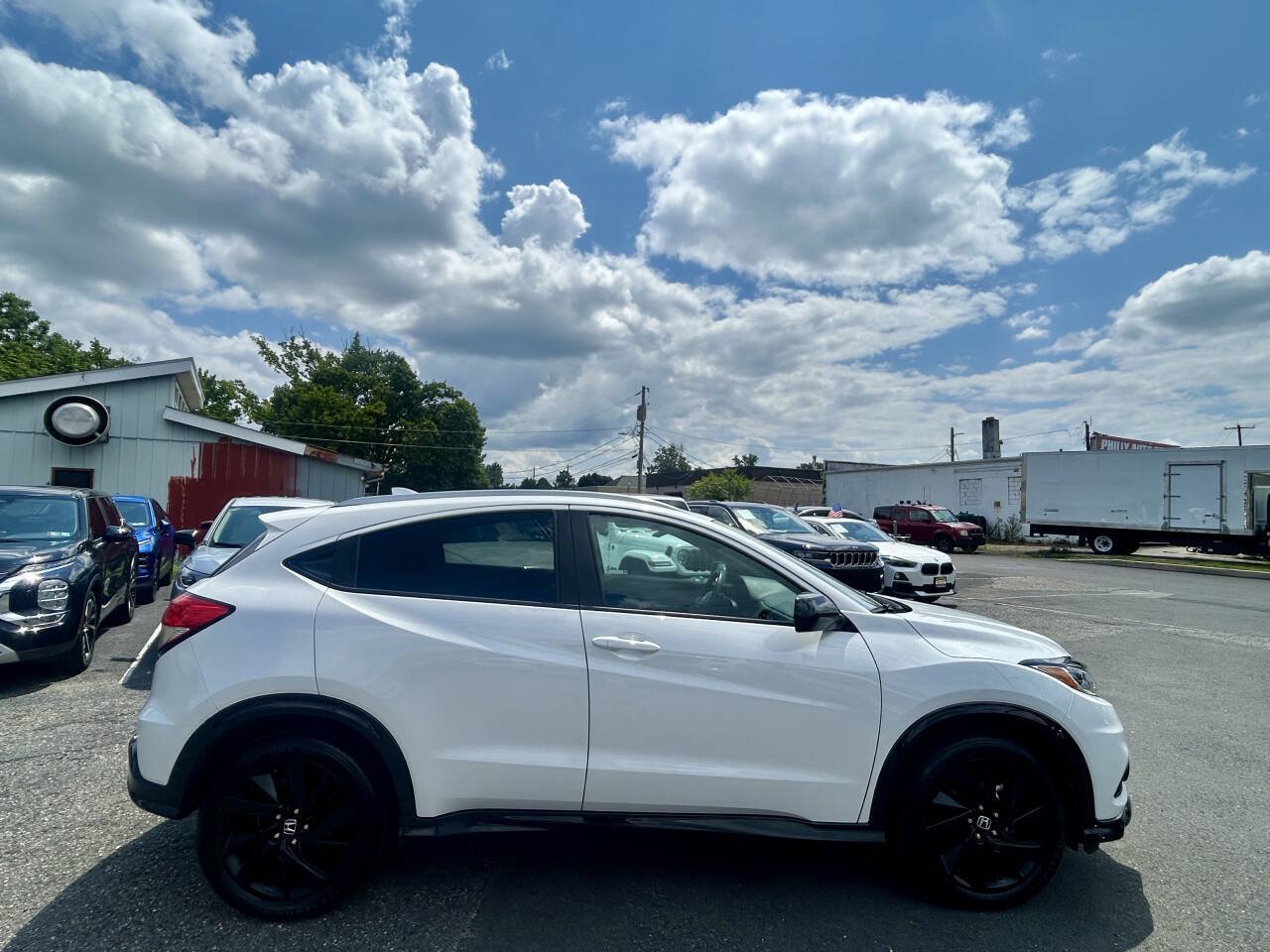 Used 2021 Honda HR-V Sport image 6