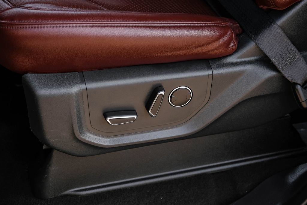 Used 2024 Ford Expedition Max Limited RWD image 44