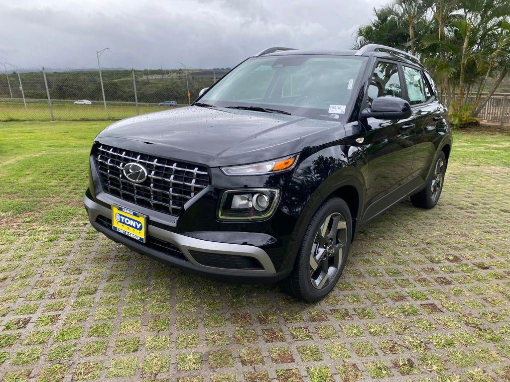 New 2026 Hyundai Venue SEL FWD image 3