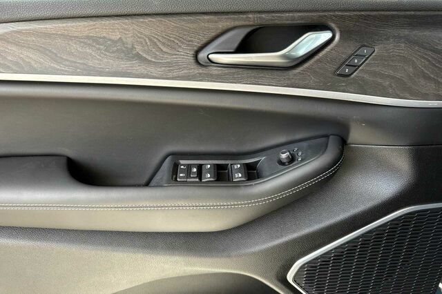 New 2026 Jeep Grand Cherokee Limited AWD/4WD image 5