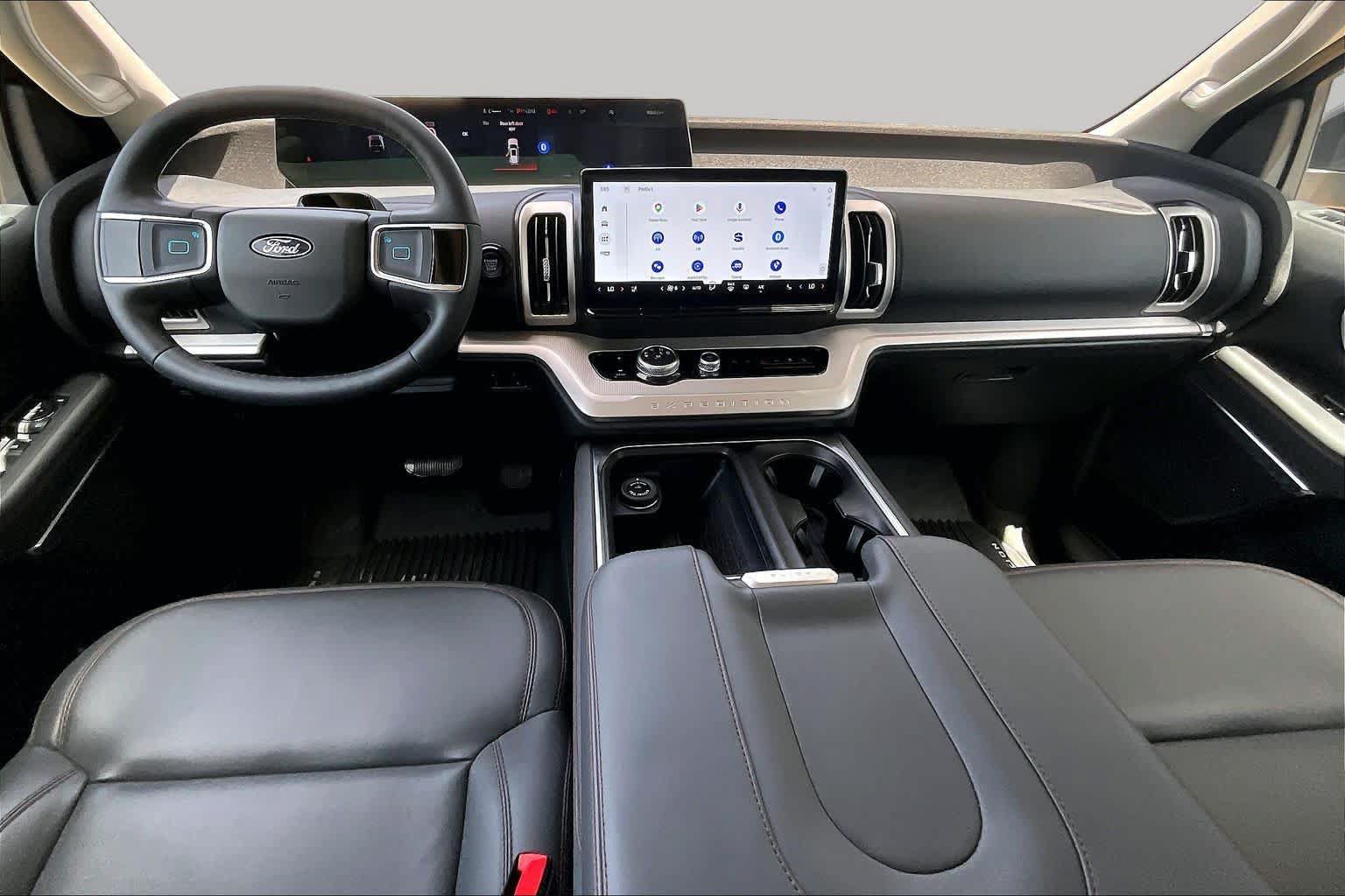 Used 2025 Ford Expedition Active AWD/4WD image 15