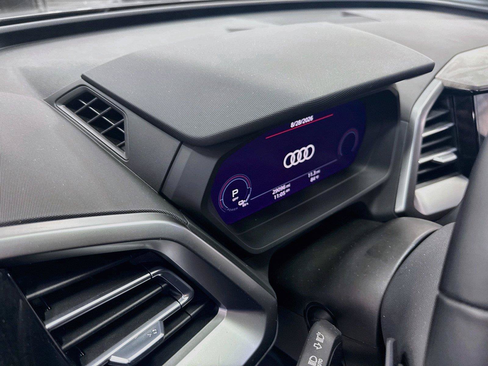 Used 2023 Audi Q4 e-tron Premium Plus w/ Premium Plus AWD/4WD image 9