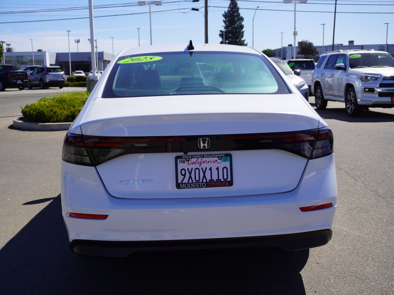 Used 2025 Honda Accord SE image 9