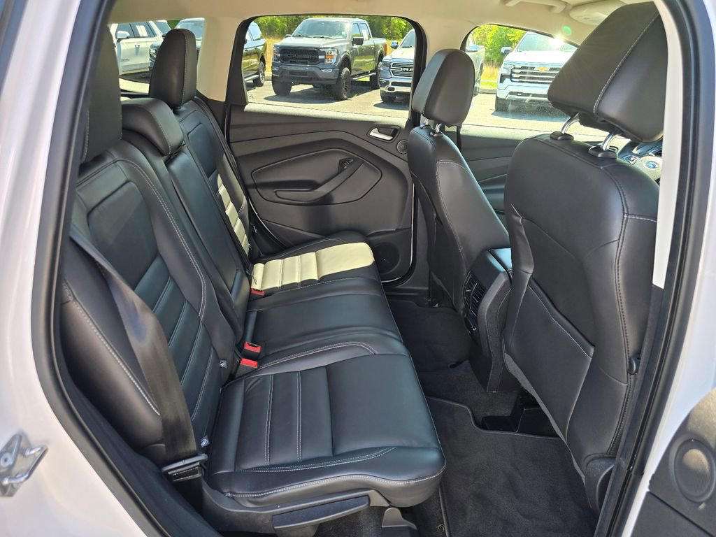 Used 2017 Ford Escape Titanium FWD image 11