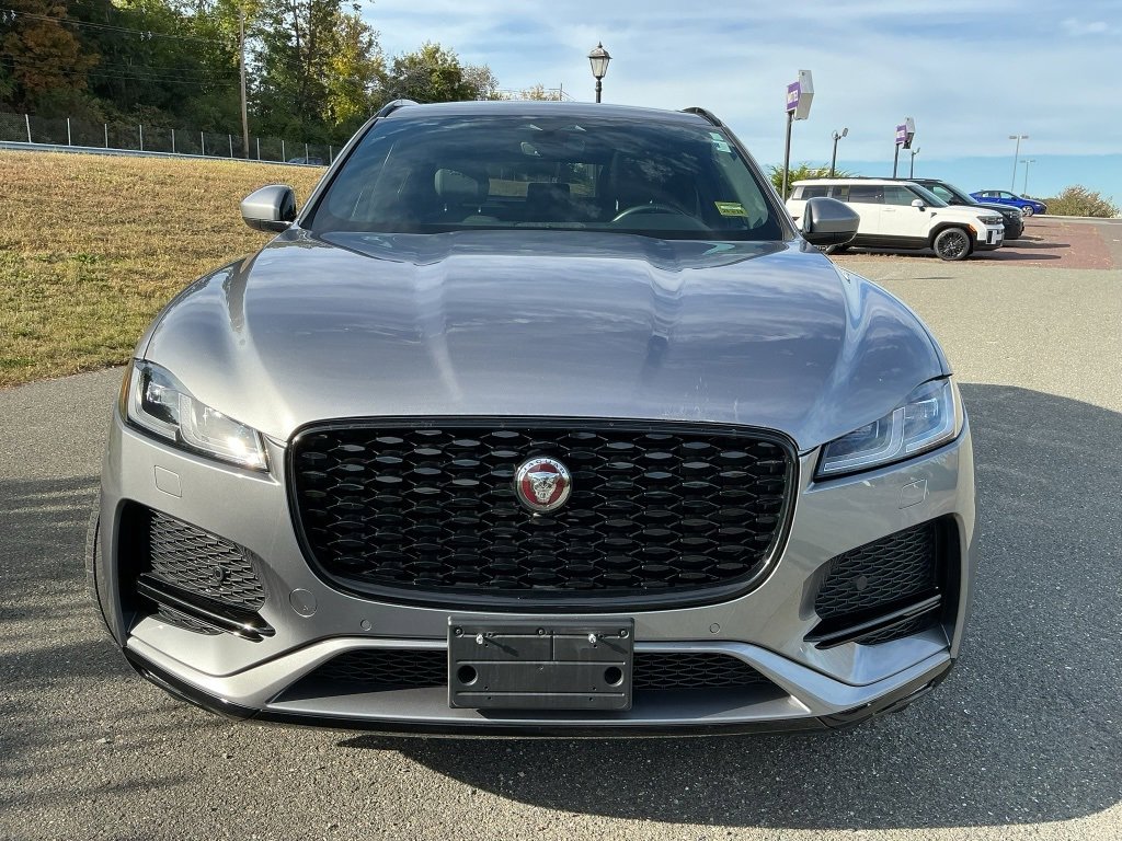 Used 2022 Jaguar F-PACE S image 2