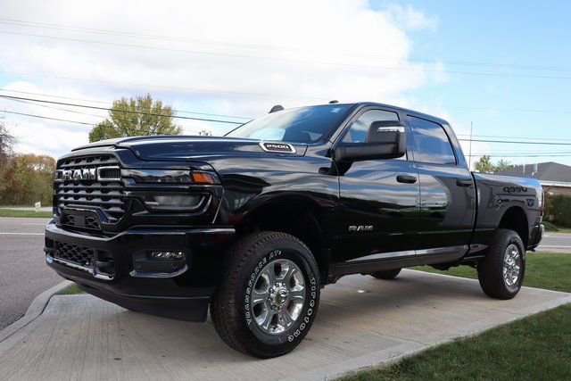 Used 2025 RAM 2500 Big Horn AWD/4WD image 7