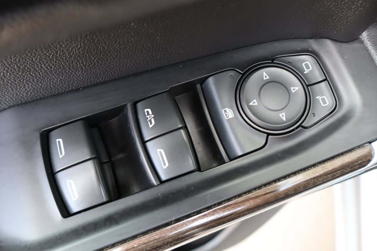 Used 2020 Chevrolet Silverado 1500 LT w/ Texas Edition RWD image 27