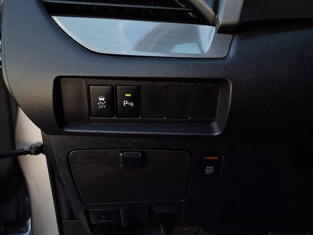 Certified 2019 Toyota Sienna SE Premium image 13