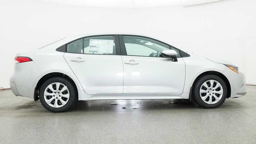 New 2027 Toyota Corolla LE FWD image 30
