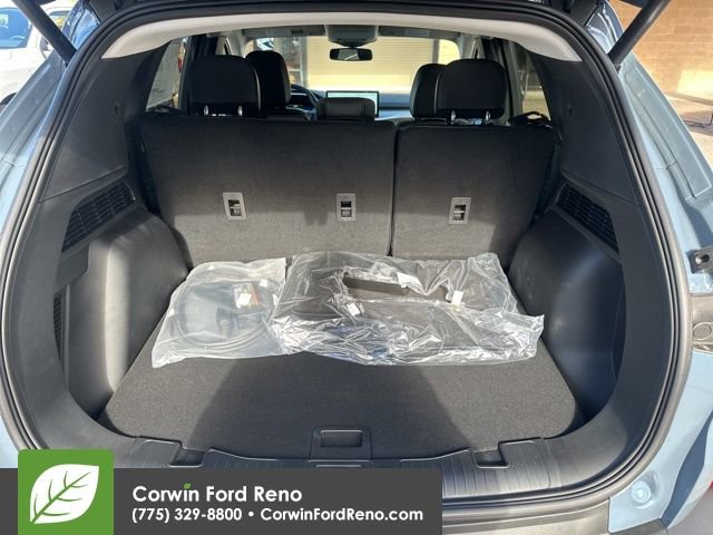 New 2025 Ford Escape SE w/ PHEV Premium Package image 29