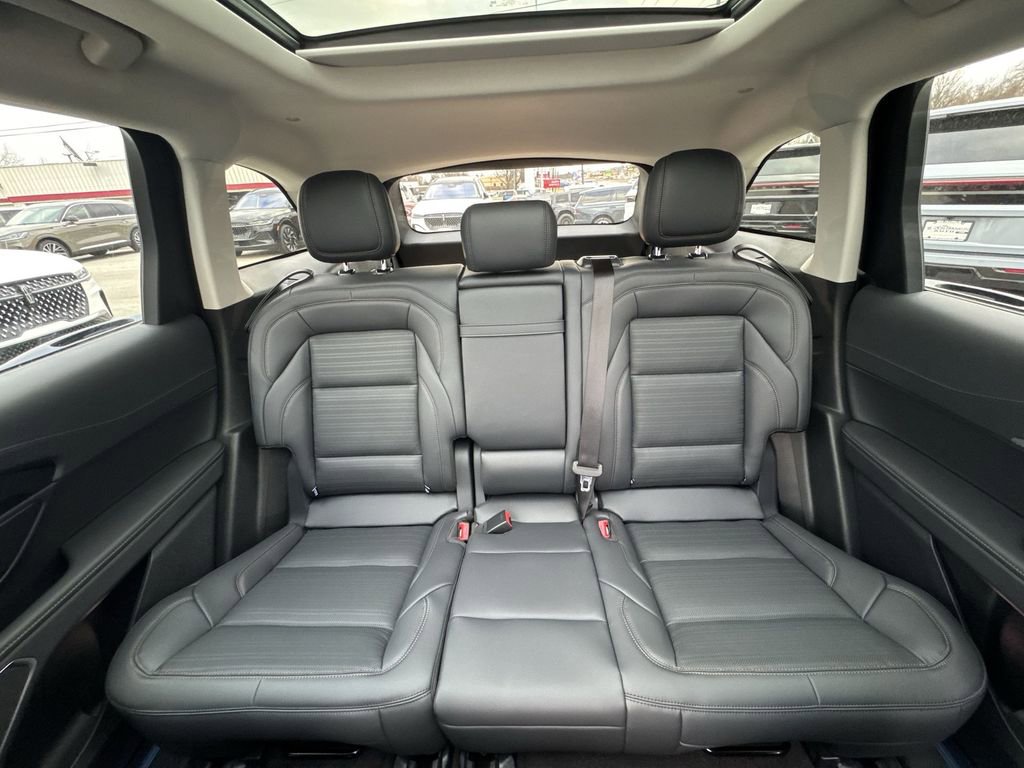 New 2026 Lincoln Nautilus Reserve AWD/4WD image 23
