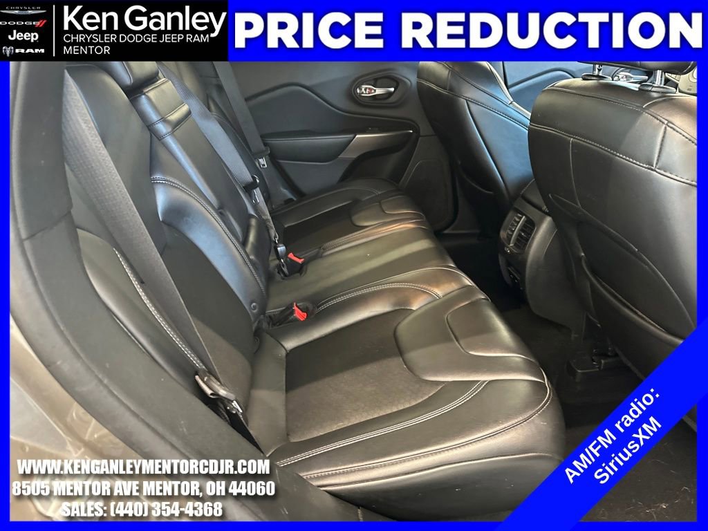 Used 2019 Jeep Cherokee Latitude Plus w/ Cold Weather Group image 23