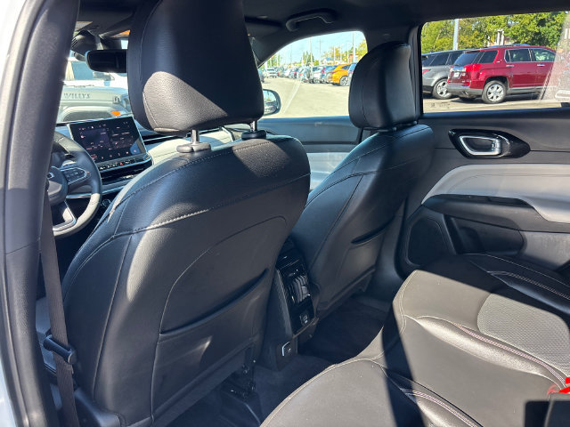 Used 2023 Jeep Compass Limited AWD/4WD image 10