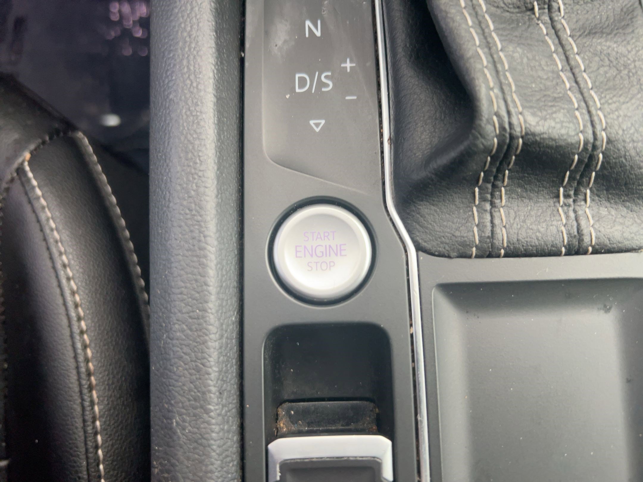 Used 2021 Volkswagen Atlas SE image 27