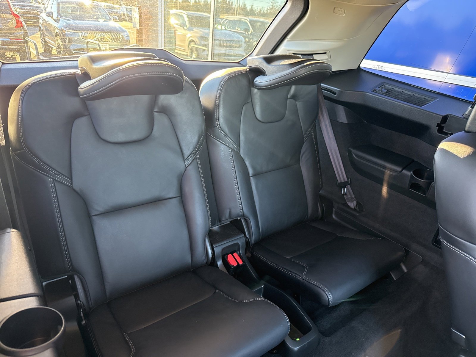 Used 2023 Volvo XC90 T8 Ultimate image 15